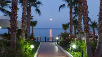 Mg Club Akman Beach