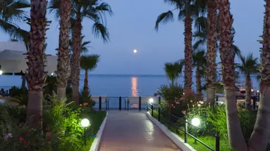Mg Club Akman Beach