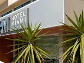 MIAMI HOTEL