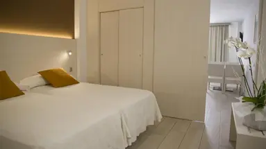 Miami Park Aparthotel
