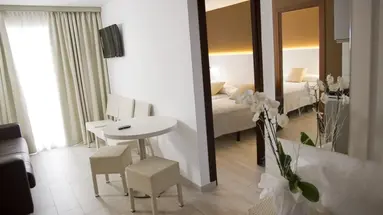 Miami Park Aparthotel