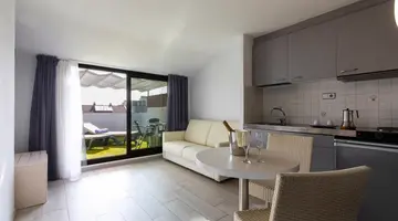 Miami Park Aparthotel