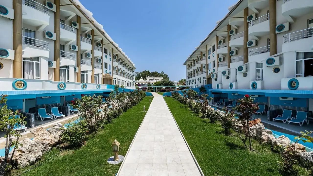 Miarosa Kemer Beach