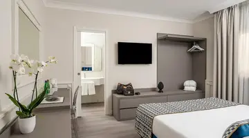 MICHELANGELO HOTEL