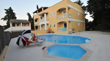 Michelangelo Resort