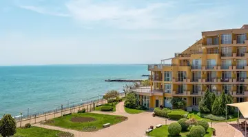 MIDIA FAMILY RESORT