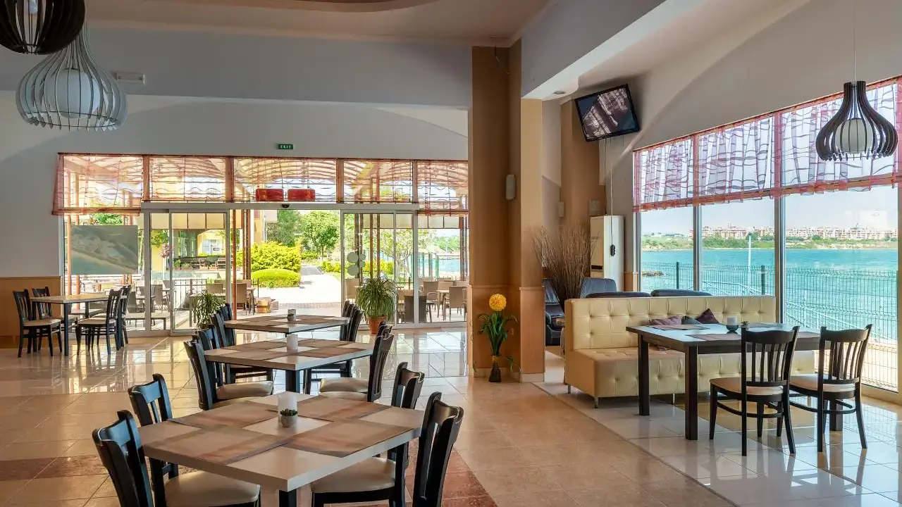 MIDIA FAMILY RESORT