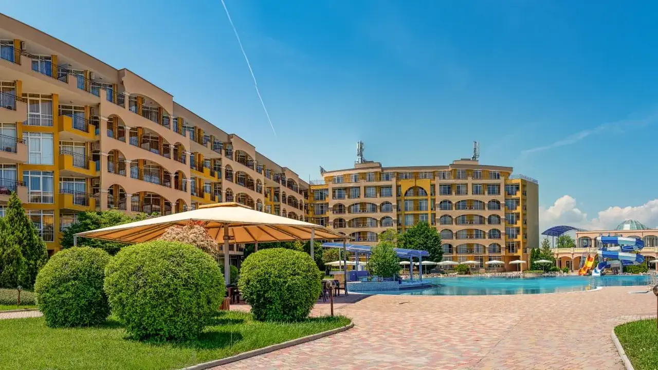 MIDIA FAMILY RESORT