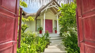 MILAIDHOO ISLAND MALDIVES