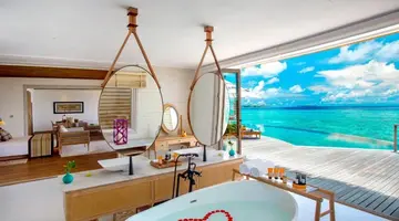 MILAIDHOO ISLAND MALDIVES