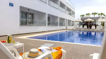 MILEA HOTEL