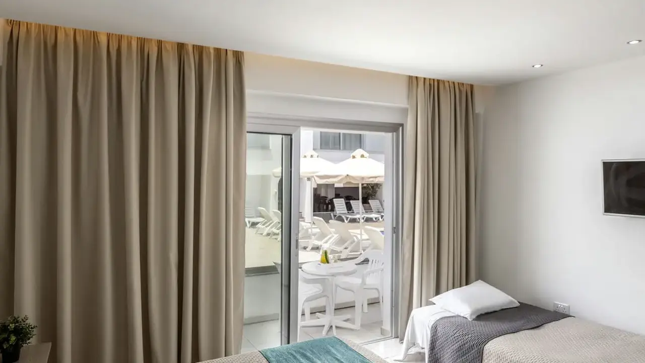 MILEA HOTEL
