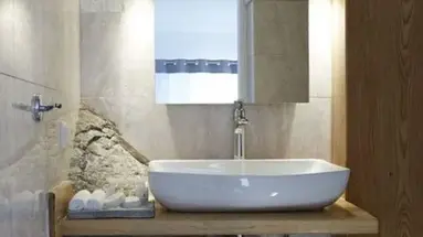 MILL HOUSES ELEGANT SUITES