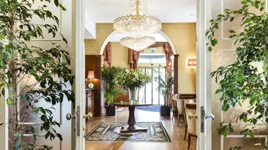 MILTON HOTEL