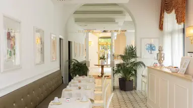 MILTON HOTEL