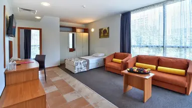 Mimosa Sunshine Hotel