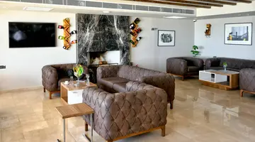 Mimoza Beach Hotel