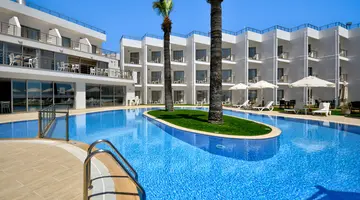 Mimoza Beach Hotel