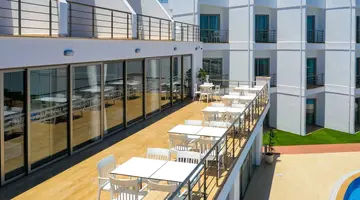 Mimoza Beach Hotel