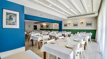 Mimoza Beach Hotel