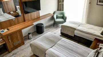Mimoza Beach Hotel