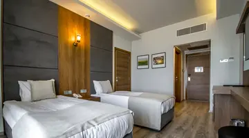 Mimoza Beach Hotel
