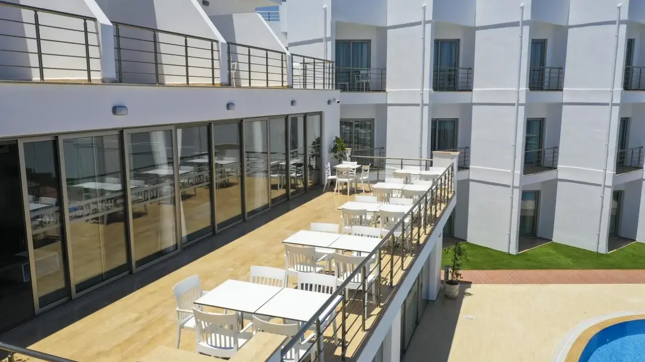 MIMOZA BEACH HOTEL