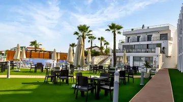 Mimoza Beach Hotel