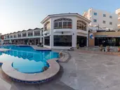 Minamark Beach Resort