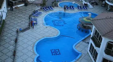 Minamark Beach Resort