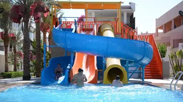 Minamark Beach Resort