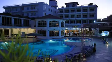Minamark Beach Resort