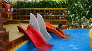 Minamark Beach Resort