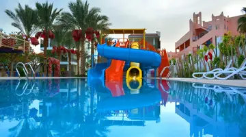 Minamark Beach Resort