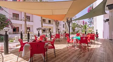 Minamark Beach Resort