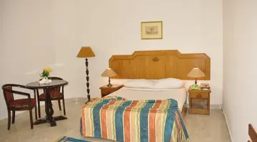 Minamark Beach Resort