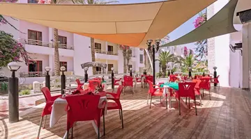 Minamark Resort
