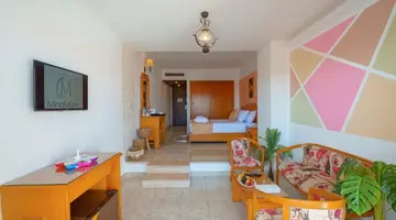 Minamark Resort