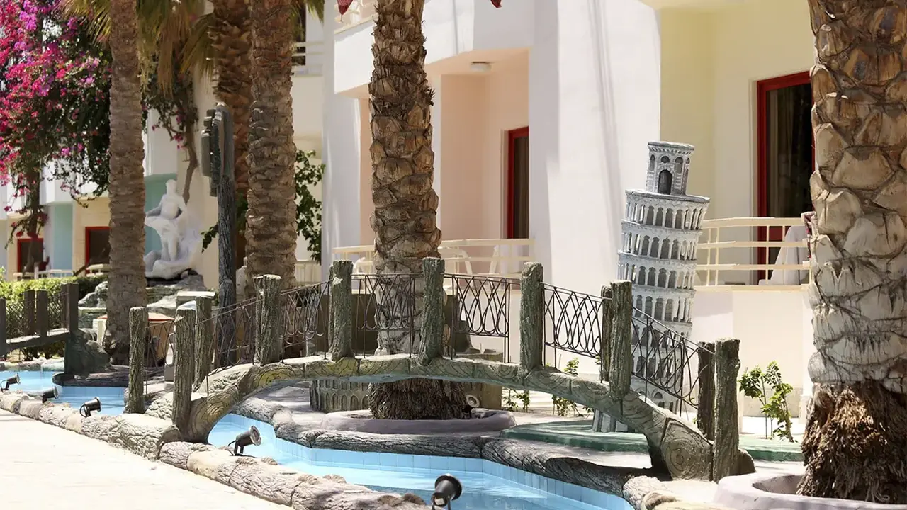 Minamark Resort