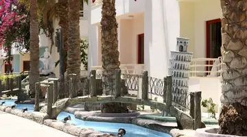 Minamark Resort