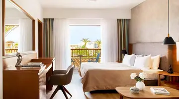Minoa Palace Resort & Spa