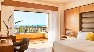 Minoa Palace Resort & Spa