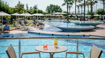 Minoa Palace Resort