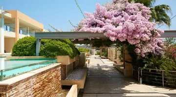 MINOA PALACE RESORT