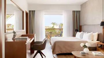 Minoa Palace Resort