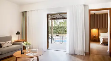 Minoa Palace Resort