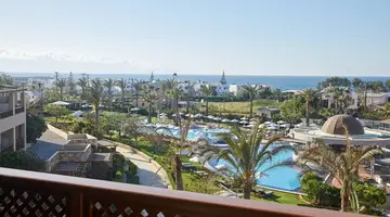 MINOA PALACE RESORT