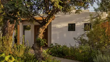 MINOS BEACH ART HOTEL