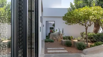 Minos Beach Art Hotel