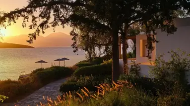 Minos Beach Art Hotel